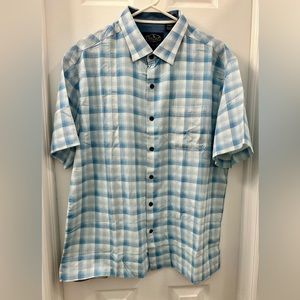 Nat Nast Men’s large short sleeved shirt